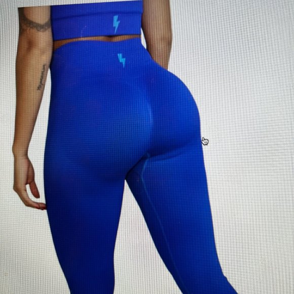 Seamless Contour Leggings - Size XL (but fits like large) - Picture 2 of 2